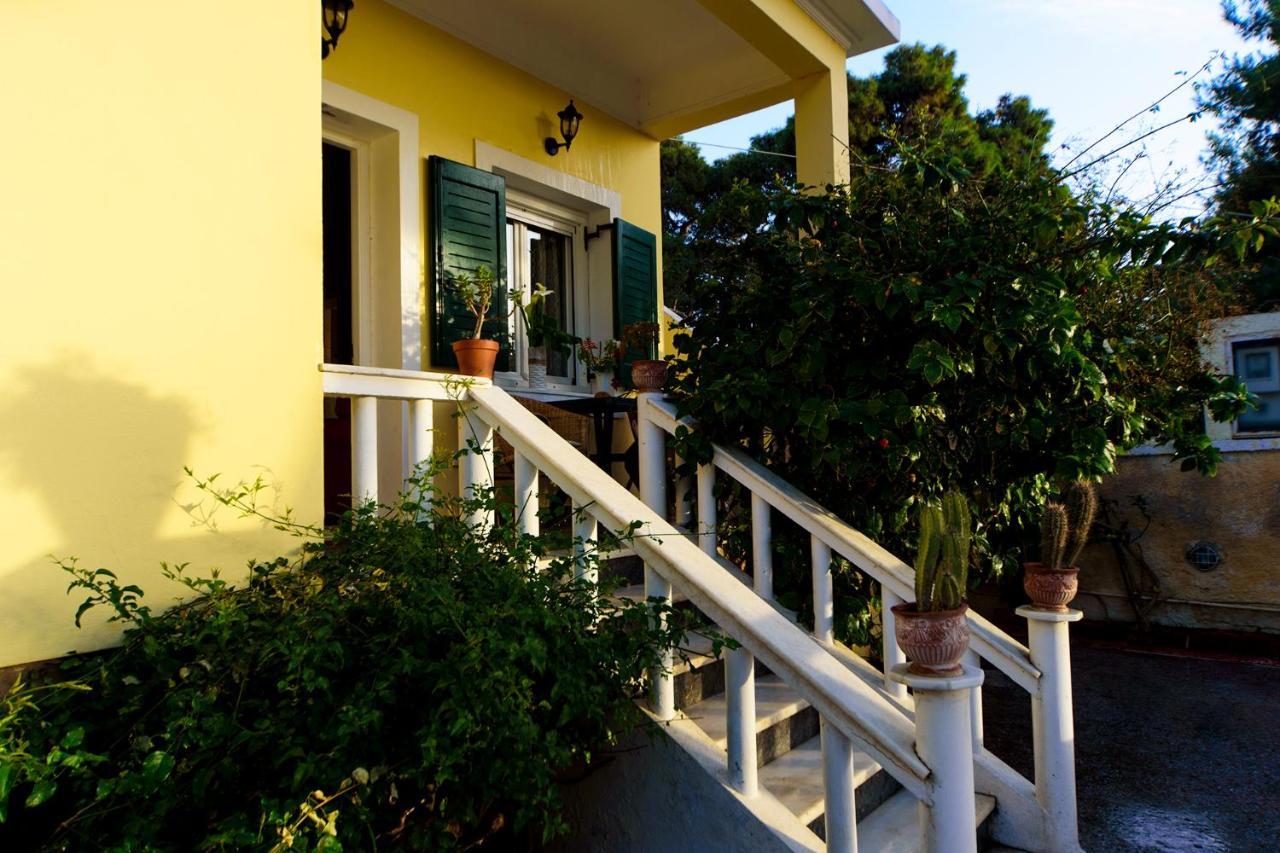 Jasmine Of Poseidonia Appartement Posidhonía Buitenkant foto