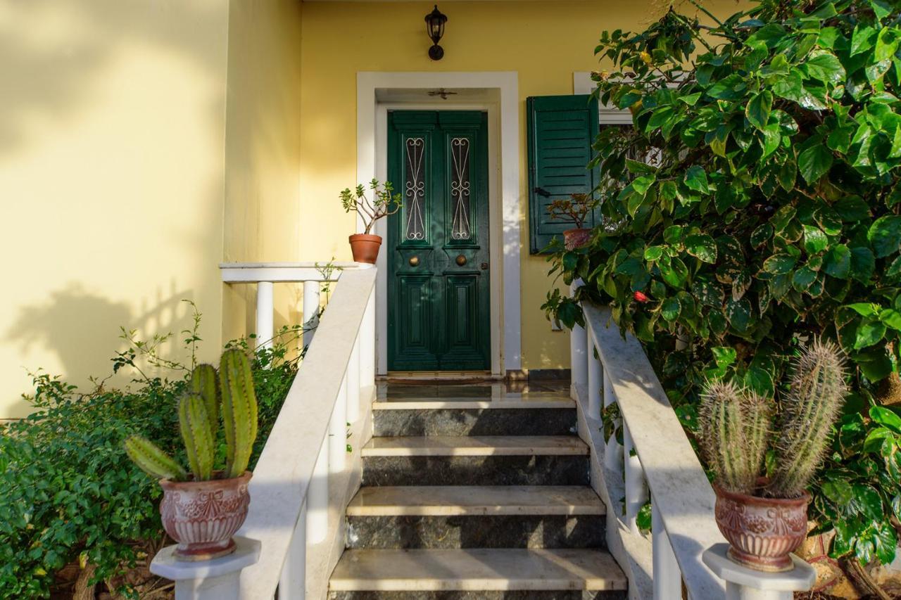 Jasmine Of Poseidonia Appartement Posidhonía Buitenkant foto