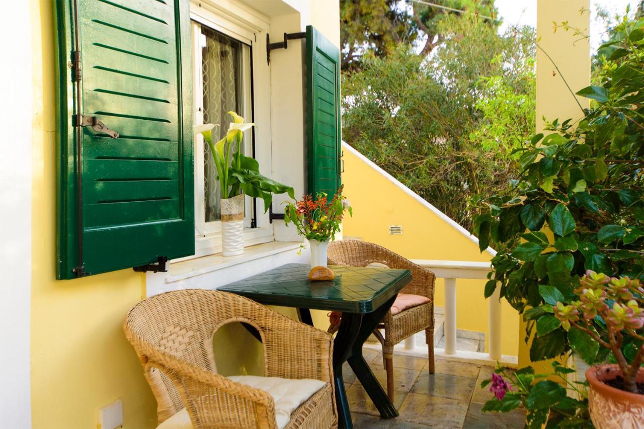 Jasmine Of Poseidonia Appartement Posidhonía Buitenkant foto