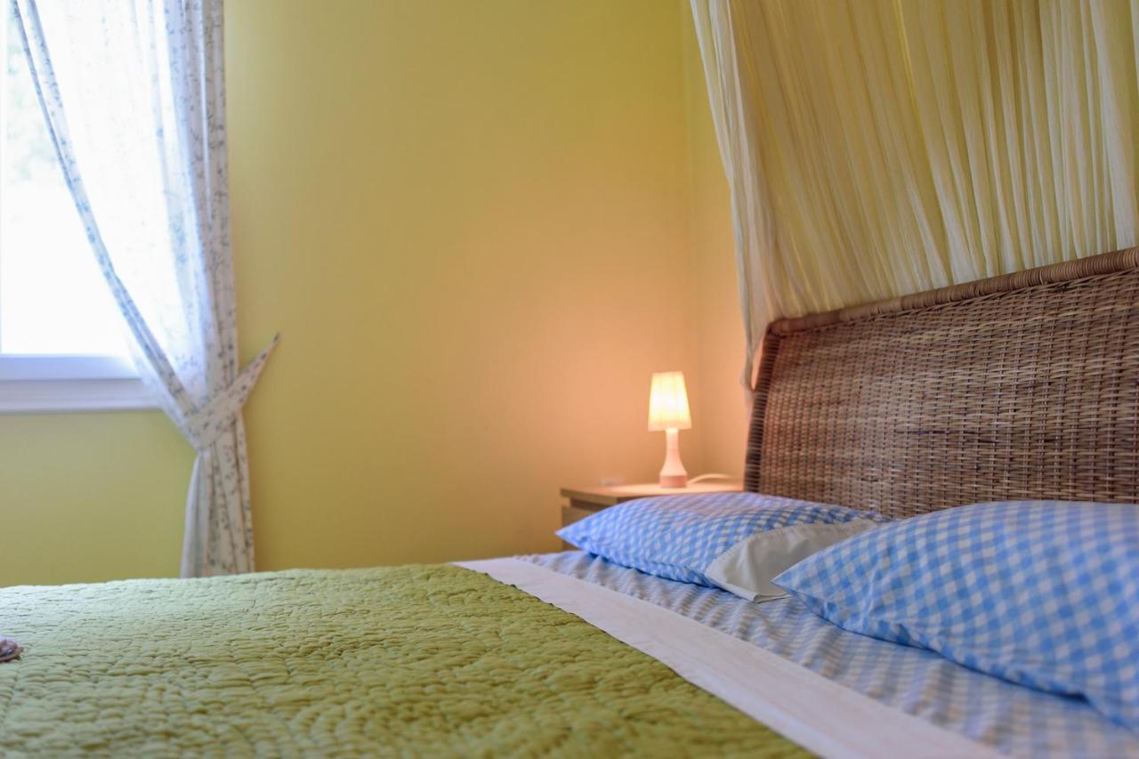 Jasmine Of Poseidonia Appartement Posidhonía Buitenkant foto