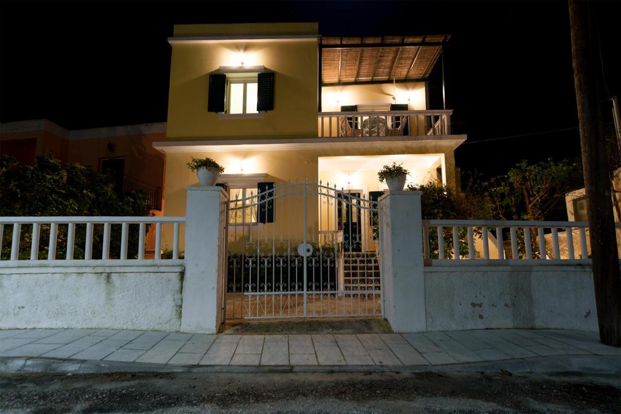 Jasmine Of Poseidonia Appartement Posidhonía Buitenkant foto